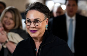 El representante Hageman de Wyoming lanza candidatura al Senado respaldada por Trump y el Partido Republicano