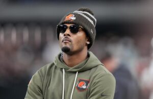 Los Browns no activarán a Deshaun Watson de la lista de cachorros