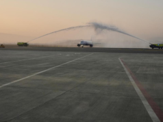 Ver: El saludo acuático marca el primer aterrizaje cuando el aeropuerto Navi Mumbai comienza a operar