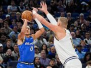 Anthony Black anota 38, el Magic vence a Nikola Jokic y los Nuggets ganan