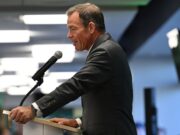 Se está construyendo el personal y la plantilla para el nuevo entrenador en jefe de los CSU Rams, Jim Mora