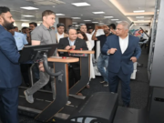 El jefe de BMC inaugura el Centro de rehabilitación y lesiones deportivas en el Hospital KEM