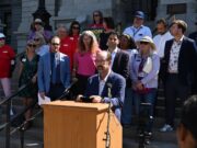 Los legisladores de Colorado no se inmutan a pesar de la orden de Trump sobre las leyes estatales de IA