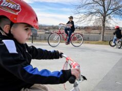 Peyton Watson de los Nuggets entregó un regalo que esta familia de Denver no olvidará