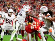 Malcolm Roach y DJ Jones de los Broncos se enorgullecen de ser ‘trabajadores sucios’