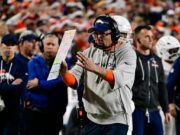 ¿Debería el entrenador de los Broncos, Sean Payton, ganar el premio al entrenador del año de la NFL? (saca de correos)