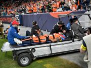 Pat Bryant de los Broncos hospitalizado después de un golpe al final del juego contra los Jaguars