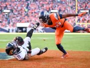 Broncos, Vance Joseph avergonzados en casa por Trevor Lawrence, Jaguars