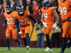 Broncos LB y sobreviviente de cáncer Alex Singleton ayudan a sellar la victoria de Denver