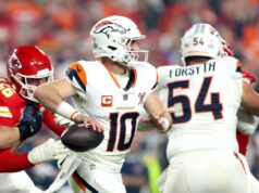 Los Broncos superan a los árbitros, Al Michaels y los Chiefs para mantener vivo el sueño del sembrado No. 1