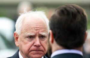 MIRAR – La hija de Walz está furiosa porque Trump llamó a su padre “retrasado”