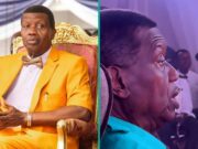 Video del pastor Adeboye moviendo la boca mientras está sentado en un evento se vuelve viral: “Podría ser un hábito”