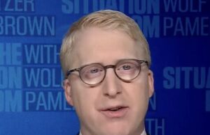 El descubrimiento de más de un millón de posibles documentos de Epstein es una ‘bomba navideña’