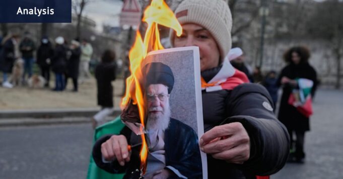 Las protestas en Irán señalan el mayor evento del país desde 1979 a medida que se debilita la influencia del Cuerpo de la Guardia Revolucionaria Islámica