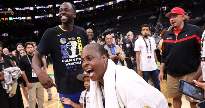 Draymond Green admite que está “aterrorizado” por su madre después de otra expulsión de los Warriors