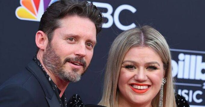 Kelly Clarkson comparte información actualizada sobre sus hijos después de la muerte de su padre Brandon Blackstock