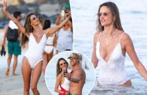 Alessandra Ambrosio luce un traje de baño Chloé de 890 dólares en una playa de Brasil
