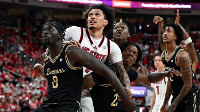 Will Wade de NC State defiende a Darrion Williams en medio de críticas