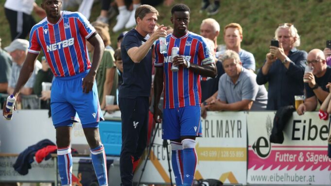 Oliver Glasner ignora los vínculos con el Man United y admite que Marc Guéhi puede unirse al Man City