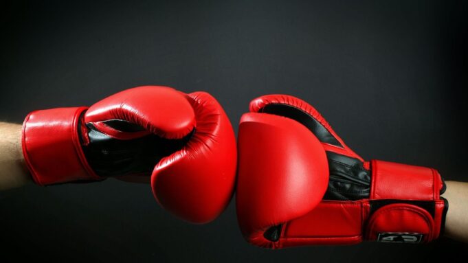 Callum Walsh vs.Carlos Ocampo encabeza el evento de Zuffa Boxing