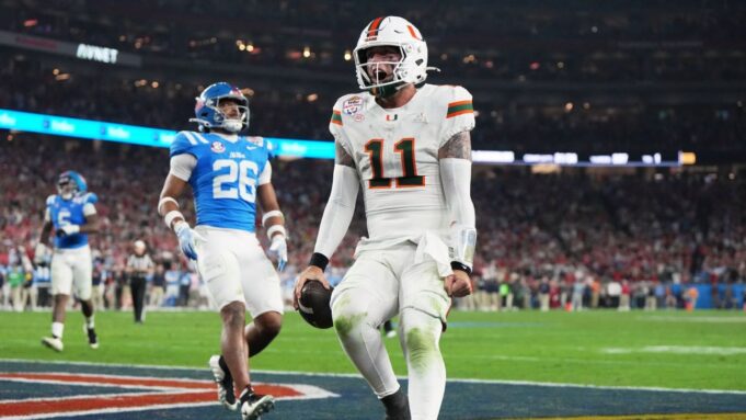 Miami supera a Ole Miss en la semifinal del CFP y jugará por el título en casa