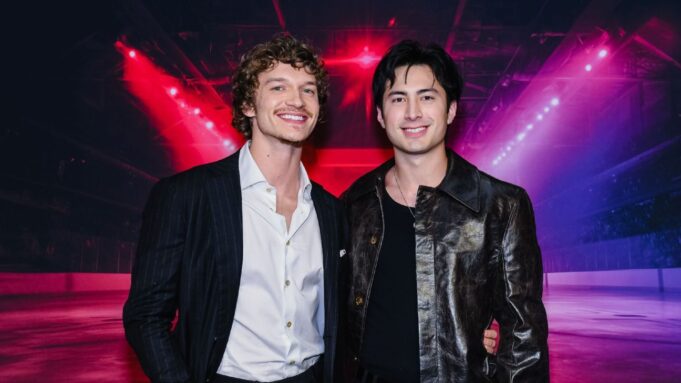 ‘Heated Rivalry’ está protagonizada por Connor Storrie y Hudson Williams como portadores de la antorcha olímpica de Milán