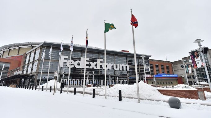 NBA pospone Nuggets-Grizzlies, Mavs-Bucks debido a tormenta invernal