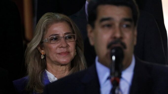 ¿Quién es Cilia Flores, la influyente capturada junto a Maduro?