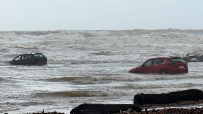Comienza la limpieza tras las intensas inundaciones en el río Wye