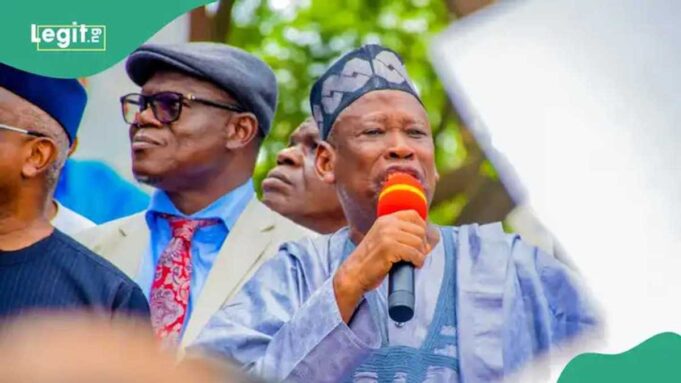 Recién llegado: Ganduje regresa a Nigeria y comienza consultas en medio de la deserción planificada del gobernador de Kano para unirse a APC