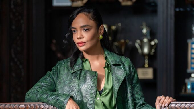 El nuevo misterio del asesinato de Tessa Thompson de Netflix es jugoso, ridículo y desquiciado