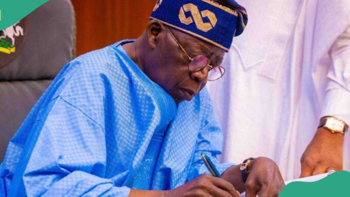 Última hora: Tinubu realiza un nombramiento histórico mientras la administración de APC dirige el barco de Nigeria