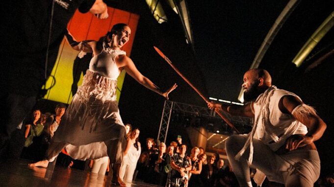 Reseña del Festival de Sydney: Post Orientalist Express; hamburguesaz