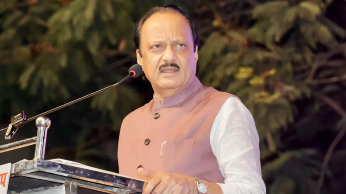 Elecciones en Maharashtra: Ajit Pawar acusa al BJP de frenar el desarrollo de Pune