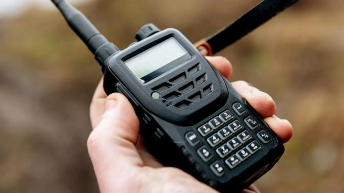 Amazon, JioMart y otros multados con 44 rupias lakh por ventas ilegales de walkie-talkie