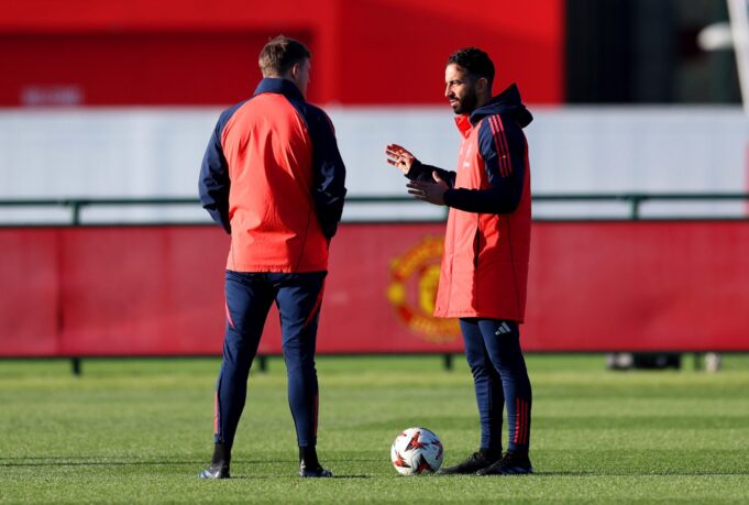 Ruben Amorim aún no ha respondido a Darren Fletcher, a pesar de que el jefe interino está eternamente agradecido