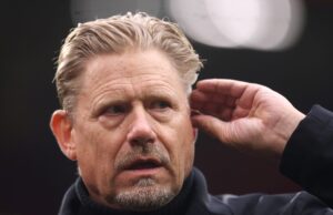 Peter Schmeichel confía plenamente en dos ases del Manchester United en una predicción importante, la debilidad de Ruben Amorim es clara