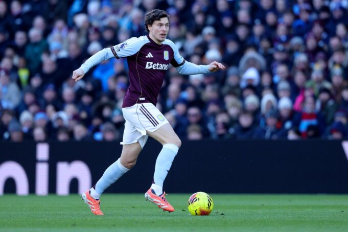 Unai Emery revela el consejo de Juan Mata que está dando sus frutos mientras Victor Lindelof brilla en el Aston Villa
