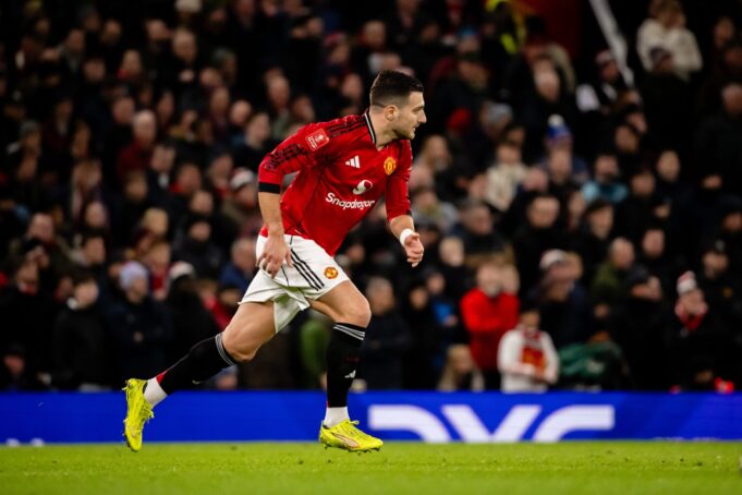 Calificaciones de Man Utd vs Brighton, pesadilla de Diogo Dalot, pero el compañero de equipo 3/10 ya no tiene lugar en el XI