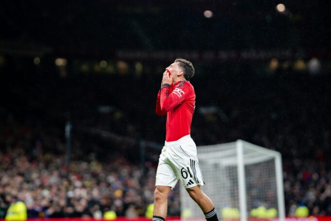 Darren Fletcher critica la “ridícula” decisión de Shea Lacey y explica dos quejas de los árbitros