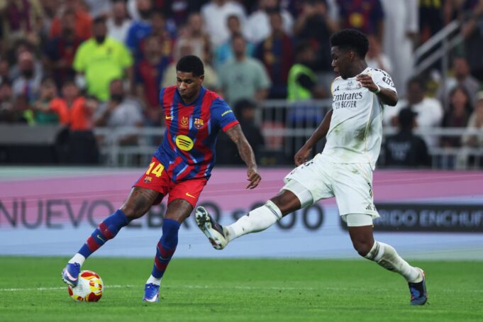 Bruno Fernandes y JJ Gabriel responden al mensaje de Marcus Rashford tras la hazaña del Barcelona