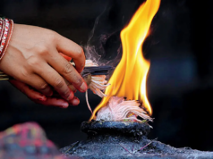 Mumbai: Varillas de incienso mezcladas con insecticida, FIR presentada en Santacruz