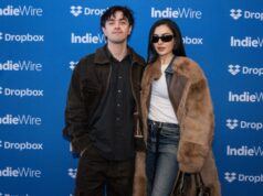 Charli XCX sobre lo que es real (y ‘legalmente’ no real) en ‘The Moment’