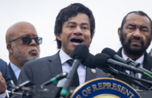 El representante demócrata Thanedar presentará un proyecto de ley para ‘abolir ICE’: ‘Más allá de la reforma’