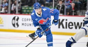 Avalanche firma a Sam Malinski por cuatro años