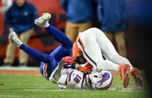 Ja’Quan McMillian de los Broncos salva la temporada con una selección de tiempo extra contra los Bills