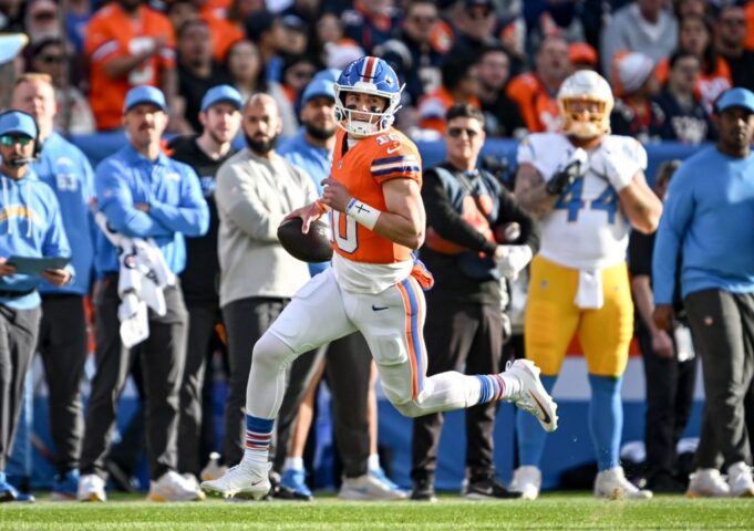 Dónde Davis Webb de los Broncos ha visto crecer al QB Bo Nix en la segunda temporada