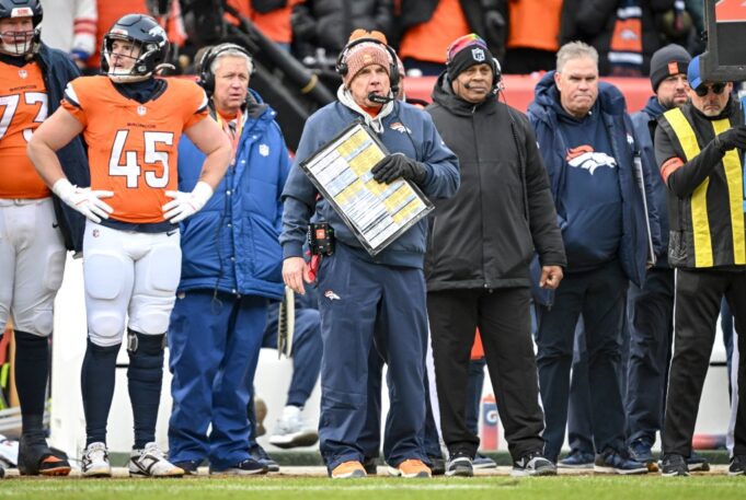 ¿El HC de los Broncos, Sean Payton, dejaría de mandar jugadas? Los exjugadores dicen que no