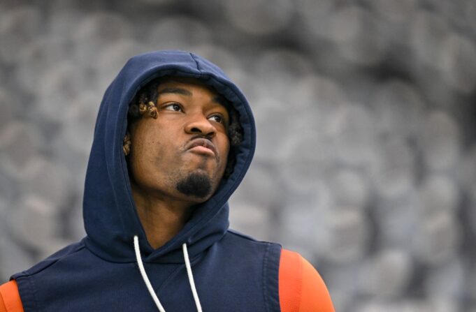 El esquinero novato de los Broncos, Jahdae Barron, continúa ignorando el rol de reserva