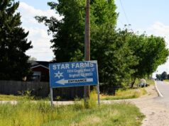 A un granjero de Brighton se le prohíbe traer trabajadores inmigrantes debido al robo desenfrenado de salarios